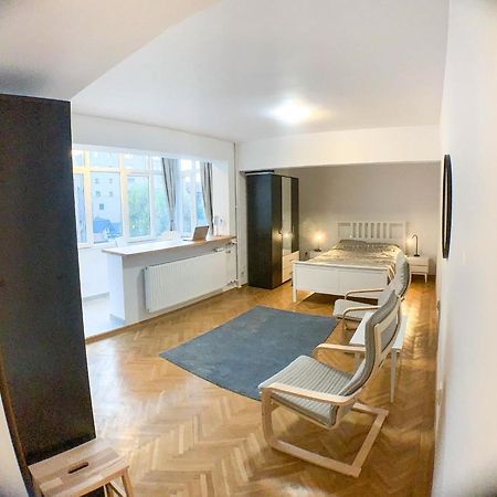 Luterana Studio Apartment Bükreş Dış mekan fotoğraf