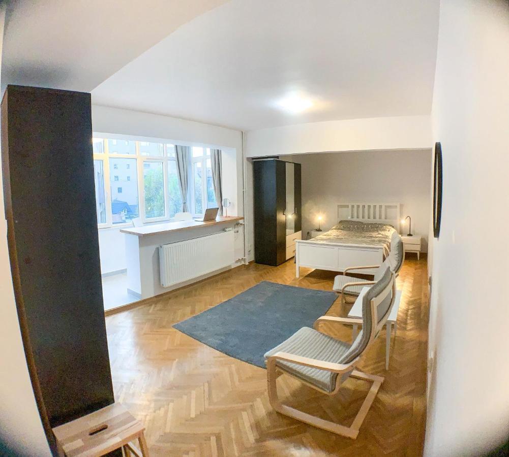 Luterana Studio Apartment Bükreş Dış mekan fotoğraf