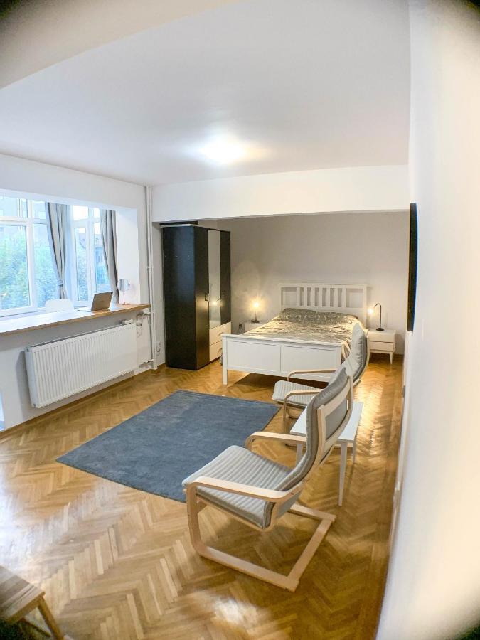 Luterana Studio Apartment Bükreş Dış mekan fotoğraf