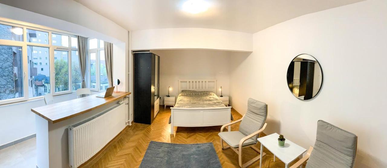 Luterana Studio Apartment Bükreş Dış mekan fotoğraf